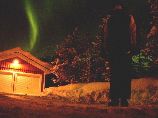 215160_18066372856_9_n